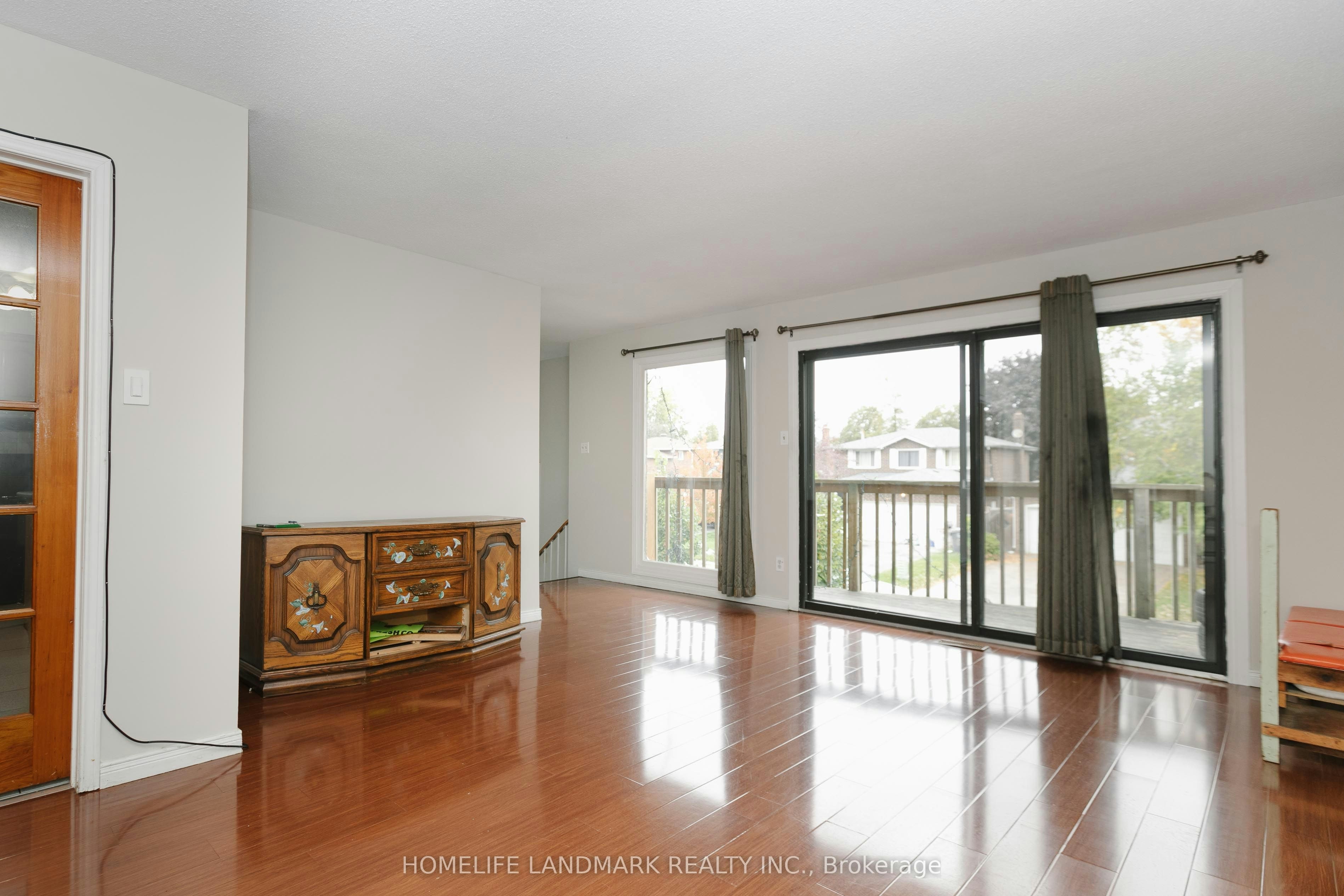 22 Blenheim Drive, Brampton, ON, L6Z 1H9 - 6