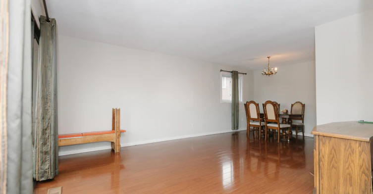 22 Blenheim Drive, Brampton, ON, L6Z 1H9 - 3