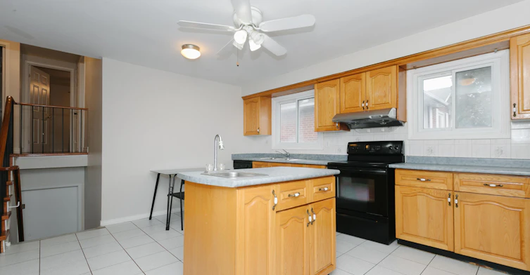 22 Blenheim Drive, Brampton, ON, L6Z 1H9 - 10