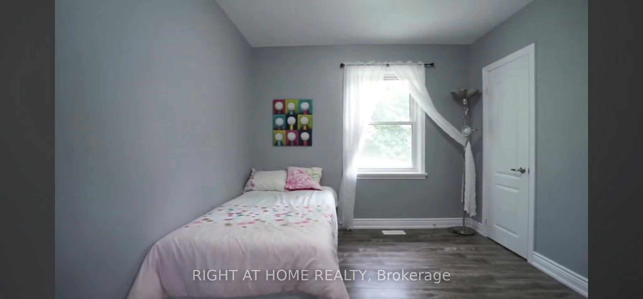 15 Elizabeth Street, Halton Hills, ON, L7G 2R1 - 9