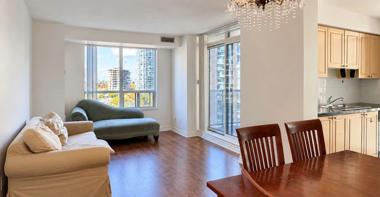 1007-5 Michael Power Place, Toronto, ON, M9A 0A3 - 3