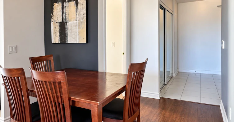 1007-5 Michael Power Place, Toronto, ON, M9A 0A3 - 10