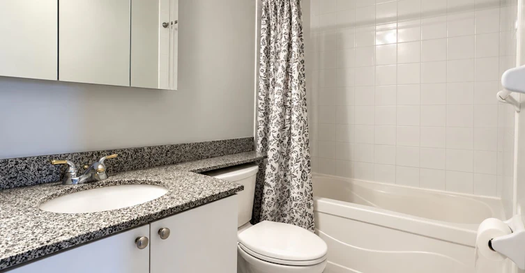 1007-5 Michael Power Place, Toronto, ON, M9A 0A3 - 13