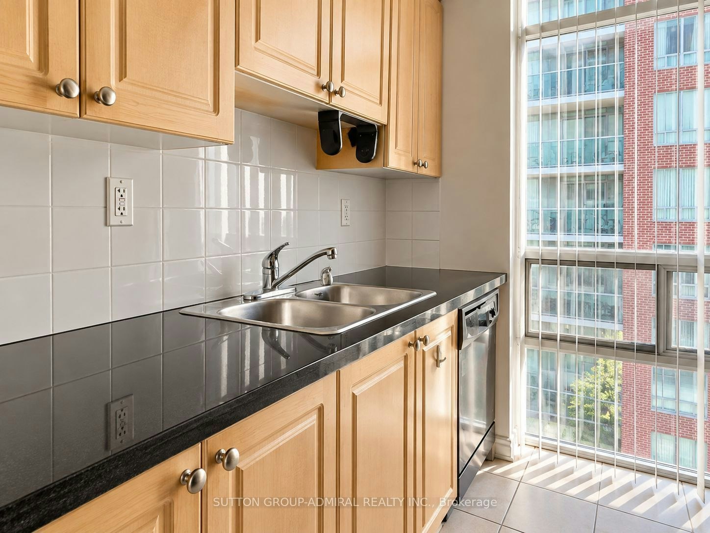 1007-5 Michael Power Place, Toronto, ON, M9A 0A3 - 7
