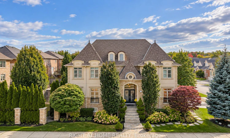 2122 Law Hill Gate