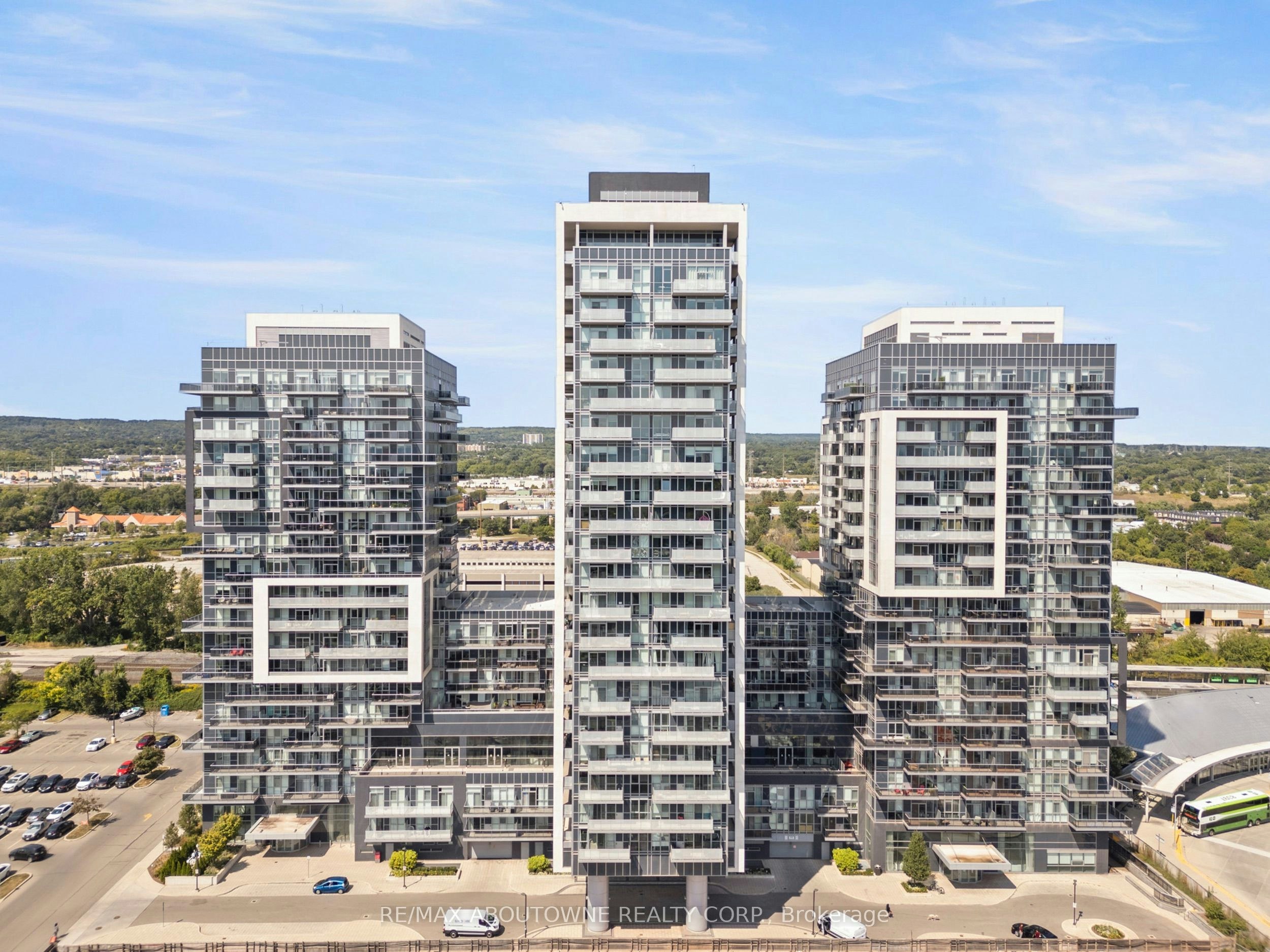 608-2087 Fairview Street, Burlington, ON, L7R 0E5