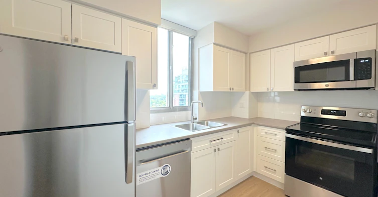 1101-165 La Rose Avenue, Toronto, ON, M9P 3S9 - 3