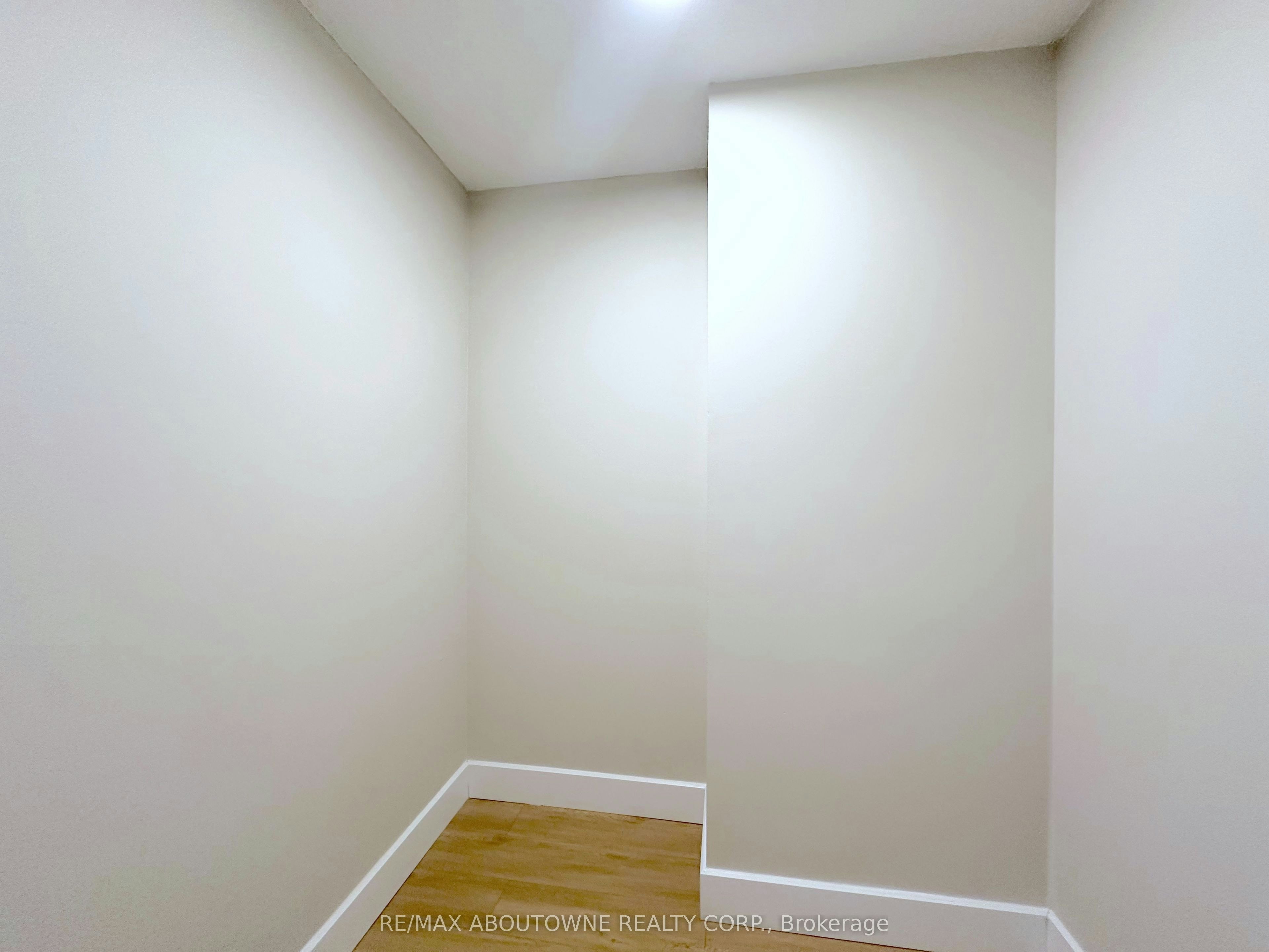 1101-165 La Rose Avenue, Toronto, ON, M9P 3S9 - 14