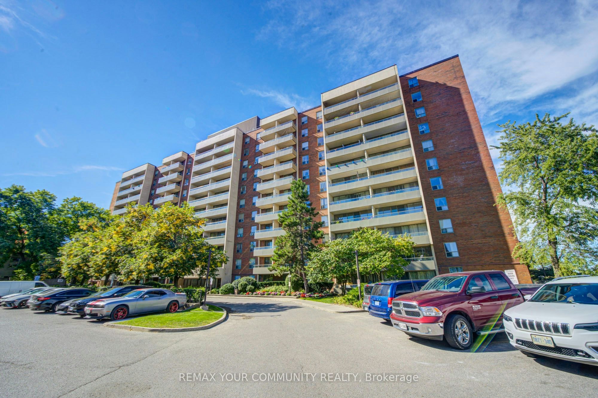 711-19 Four Winds Drive, Toronto, ON, M3J 2S9
