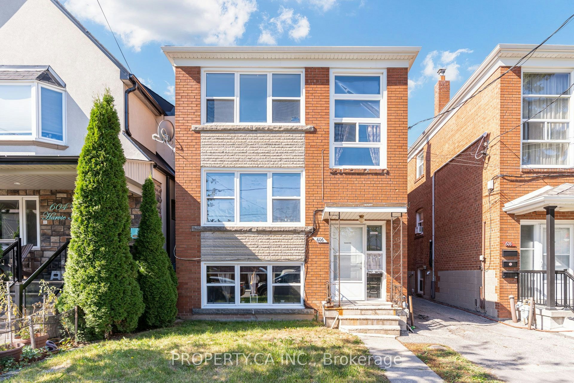 3-606 Harvie Avenue, Toronto, ON, M6E 4M1