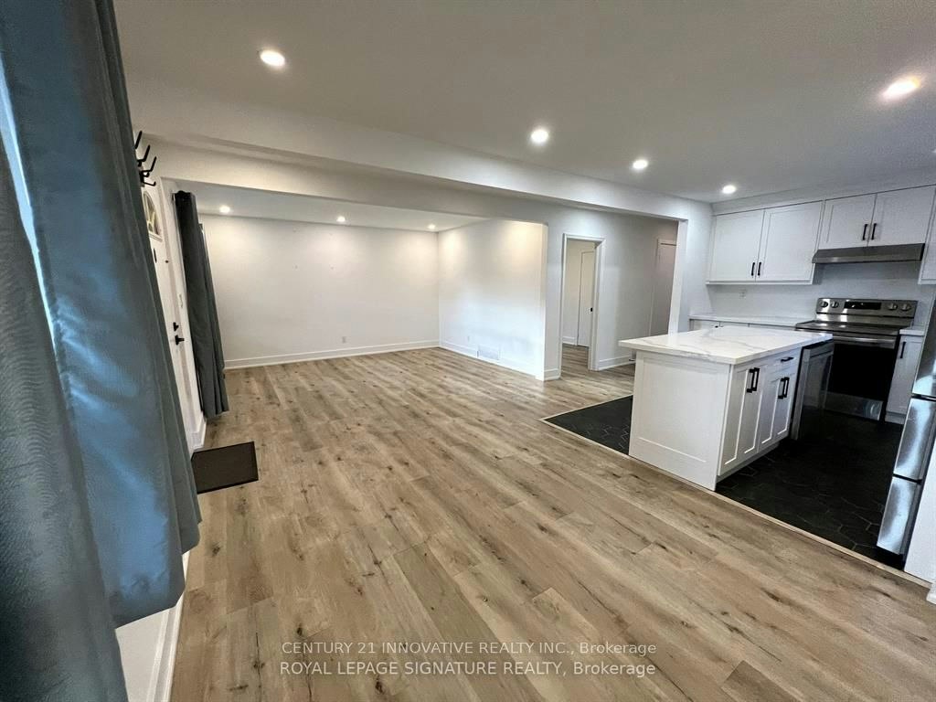 1-127 Treeview Drive, Toronto, ON, M8W 4C4 - 5