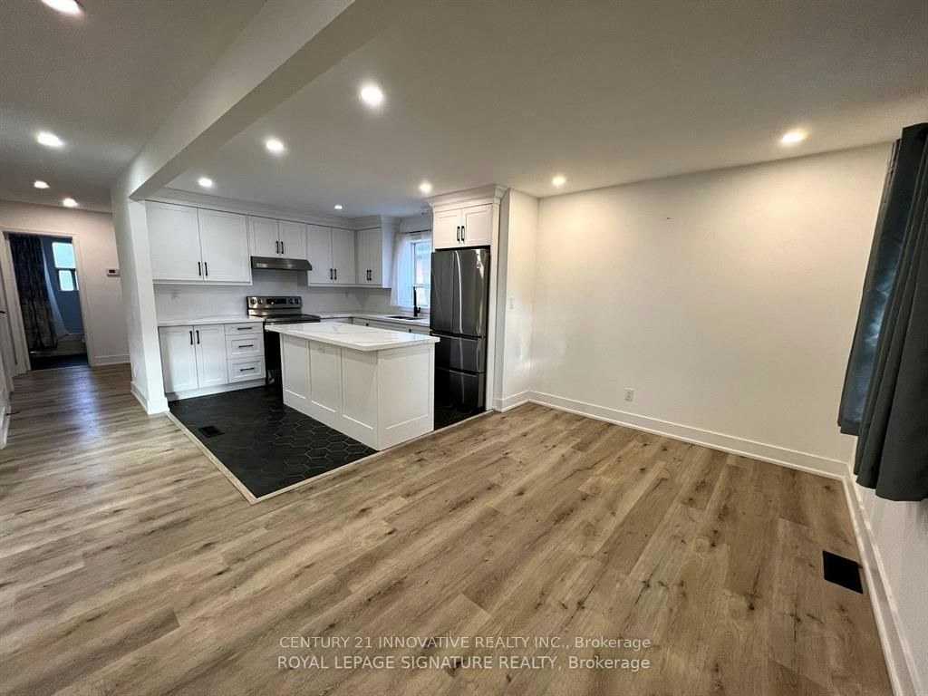 1-127 Treeview Drive, Toronto, ON, M8W 4C4 - 4