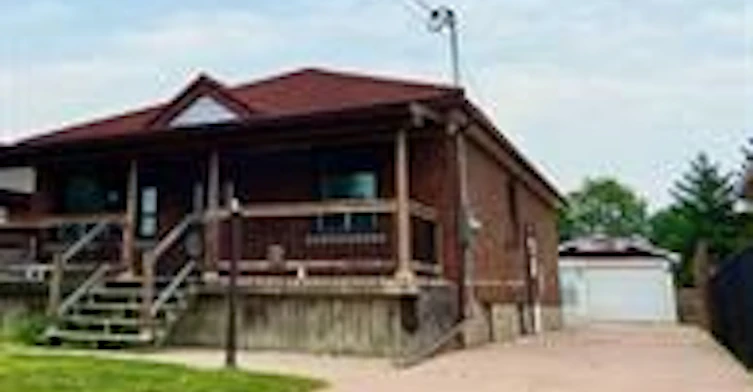 1-127 Treeview Drive, Toronto, ON, M8W 4C4