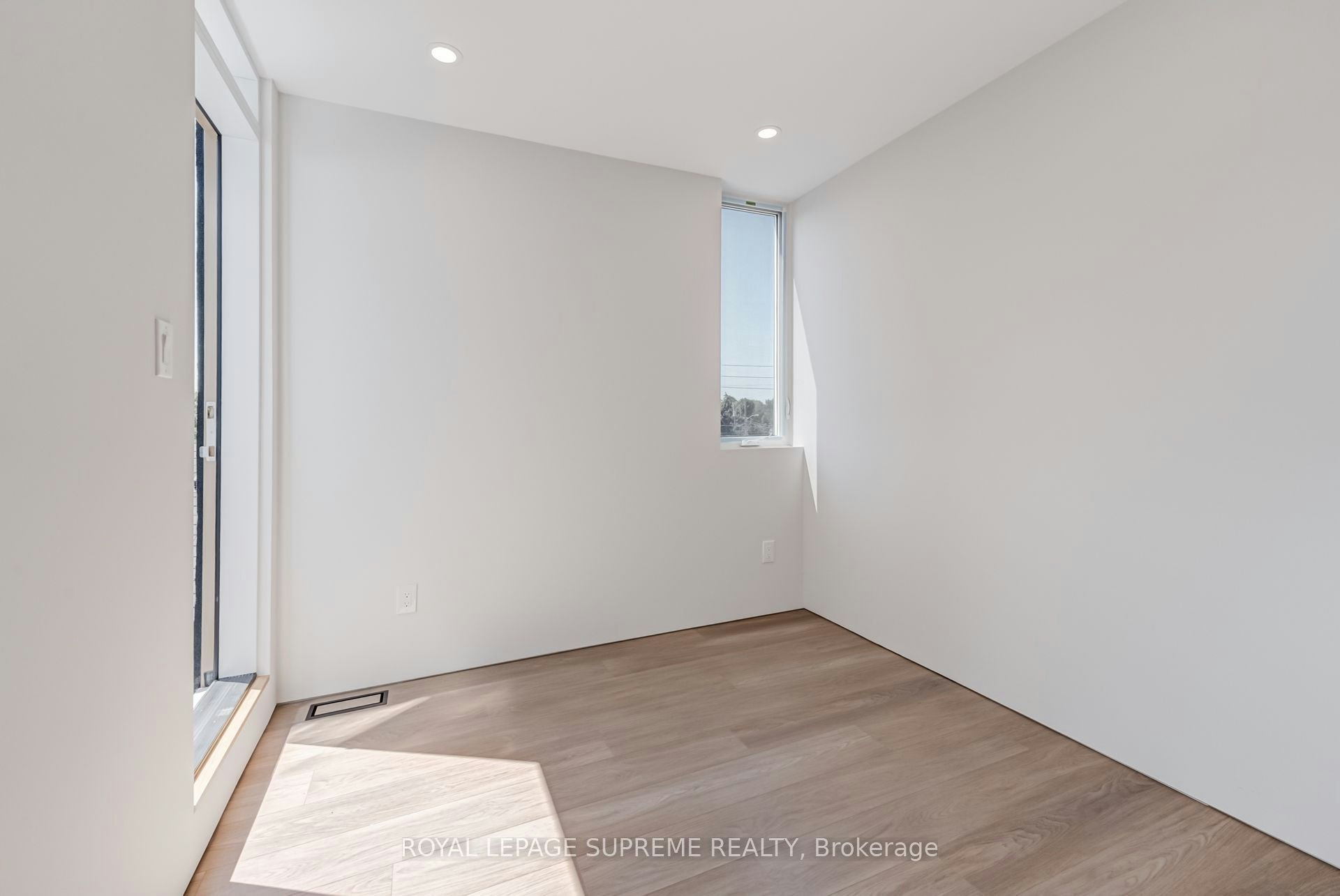3-101 Bernice Crescent, Toronto, ON, M6N 1W7 - 27