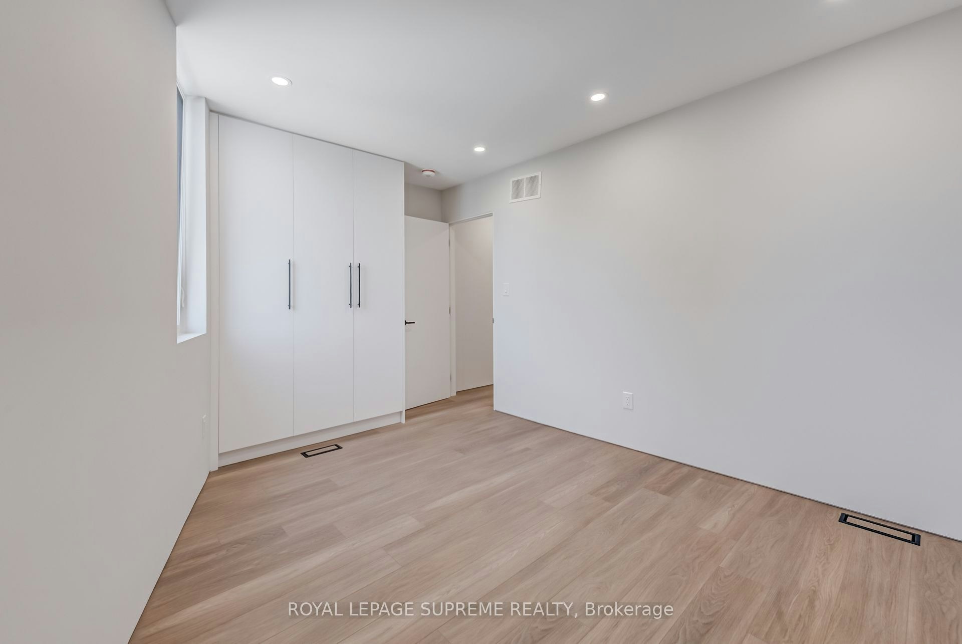 3-101 Bernice Crescent, Toronto, ON, M6N 1W7 - 26