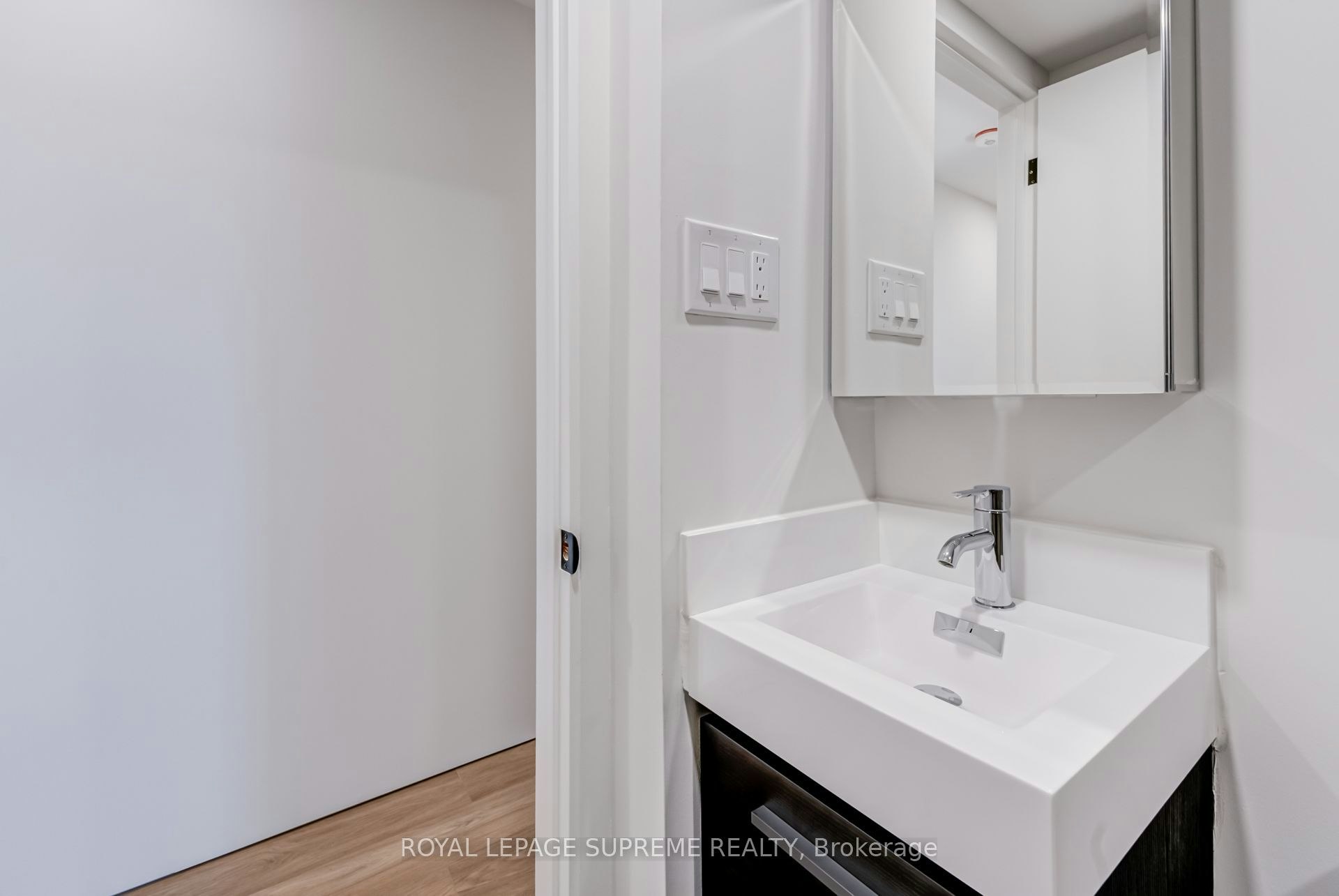 3-101 Bernice Crescent, Toronto, ON, M6N 1W7 - 35