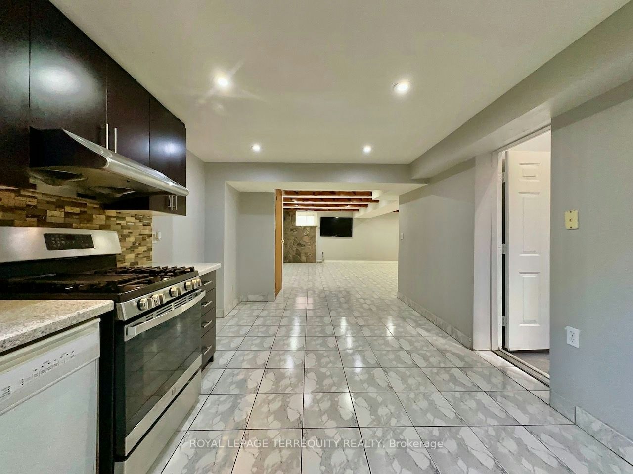 Lower Level-13 Milford Crescent, Brampton, ON, L6S 3E3 - 14
