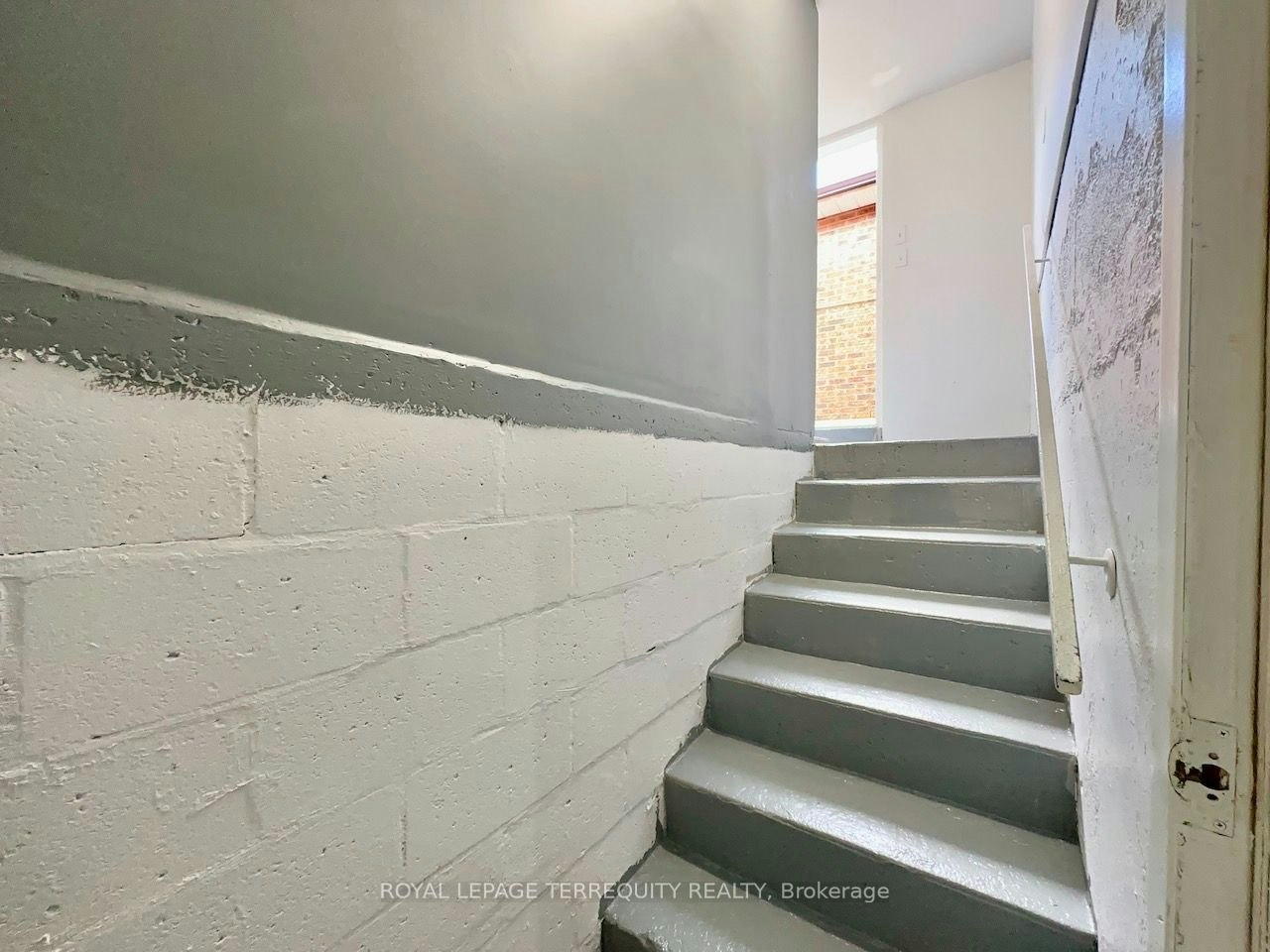Lower Level-13 Milford Crescent, Brampton, ON, L6S 3E3 - 13