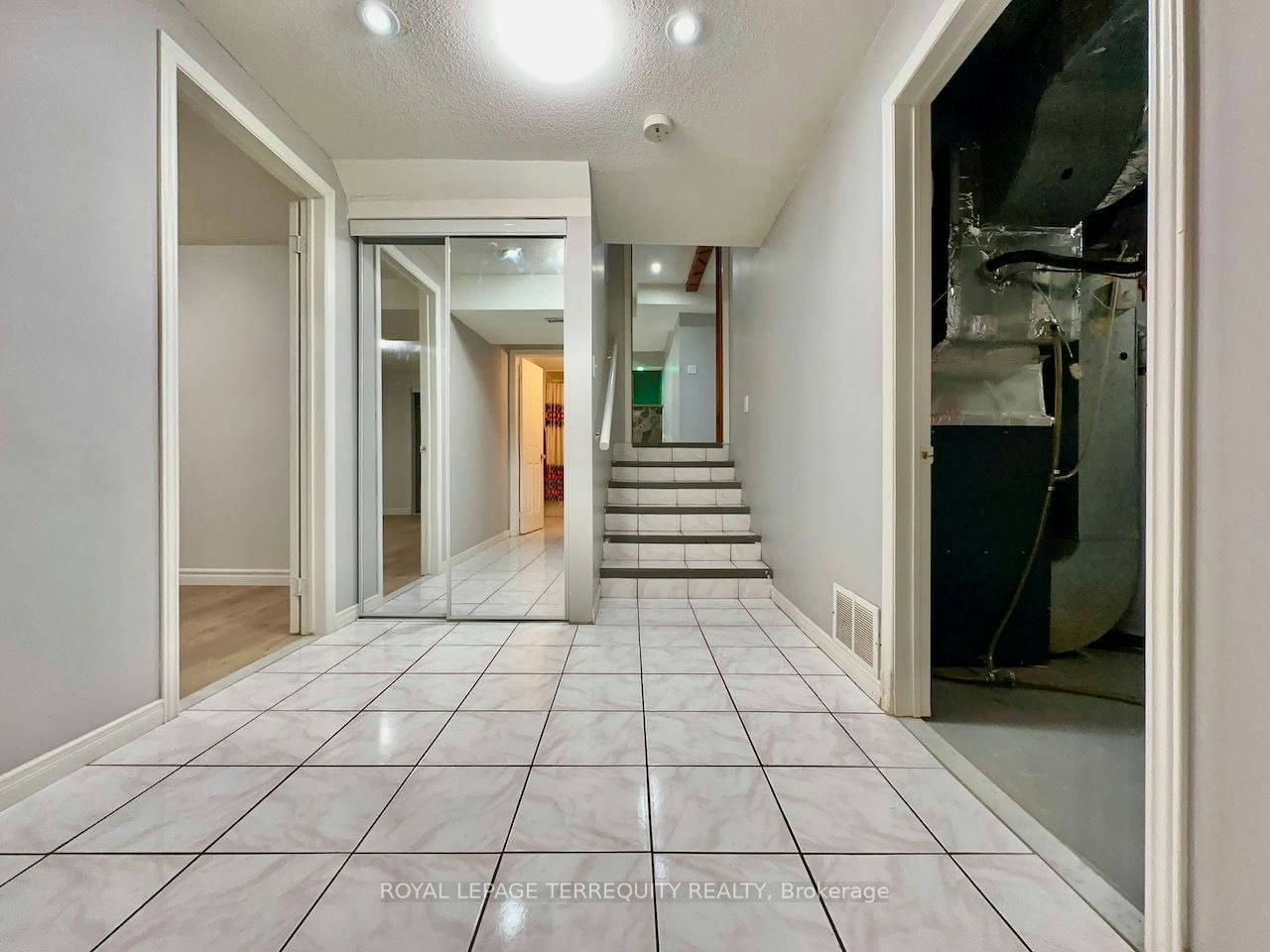 Lower Level-13 Milford Crescent, Brampton, ON, L6S 3E3 - 16