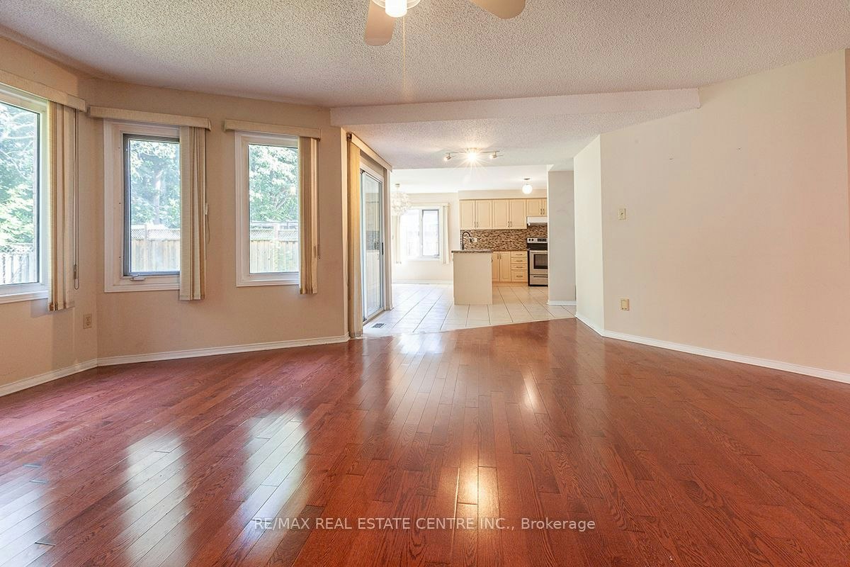 3679 Loyalist Drive, Mississauga, ON, L5L 4S9 - 20