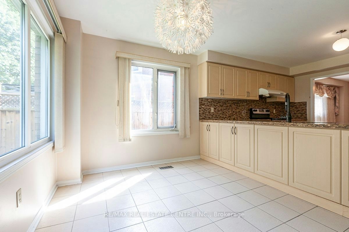 3679 Loyalist Drive, Mississauga, ON, L5L 4S9 - 14