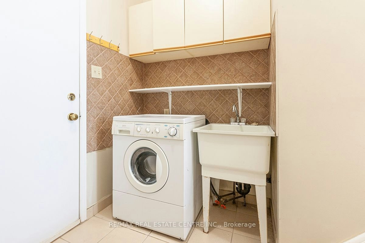 3679 Loyalist Drive, Mississauga, ON, L5L 4S9 - 24