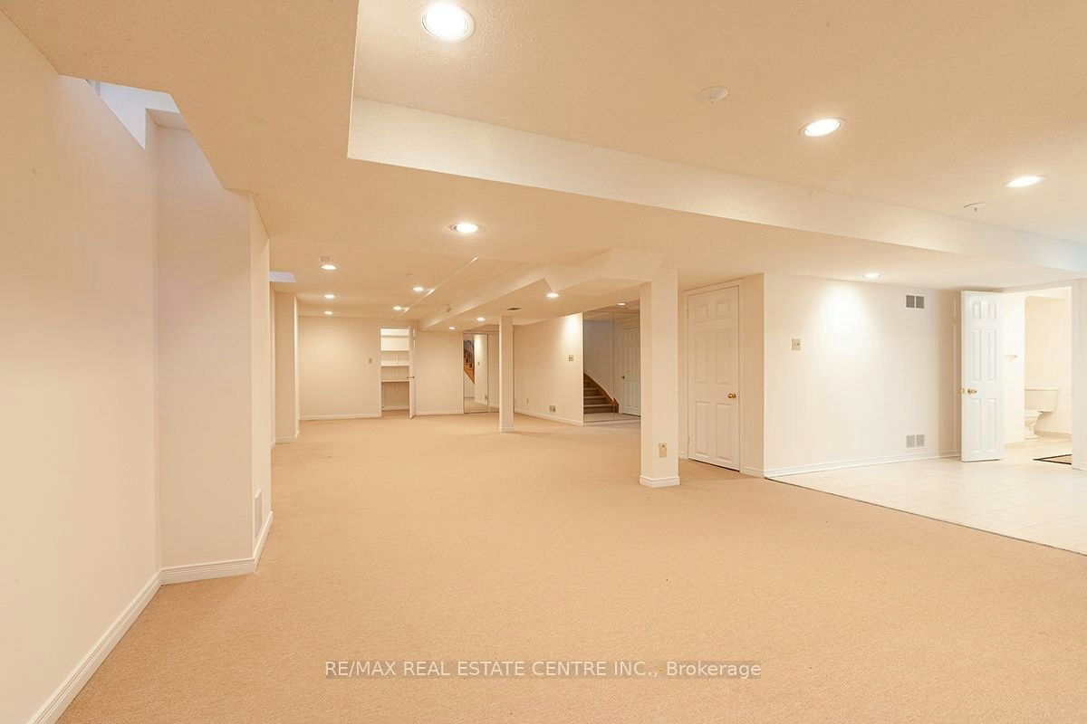 3679 Loyalist Drive, Mississauga, ON, L5L 4S9 - 48