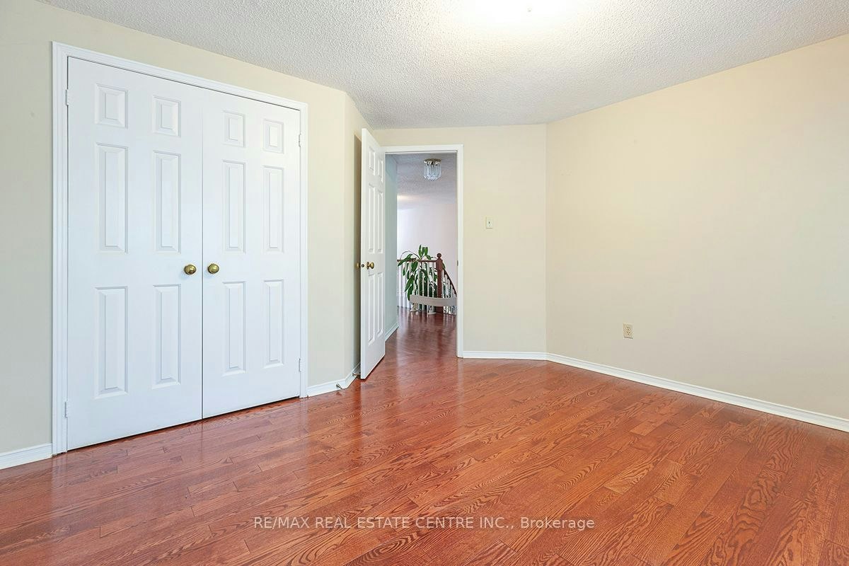 3679 Loyalist Drive, Mississauga, ON, L5L 4S9 - 38