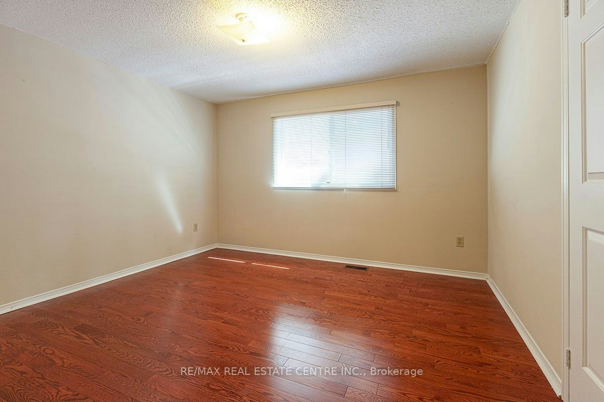 3679 Loyalist Drive, Mississauga, ON, L5L 4S9 - 39