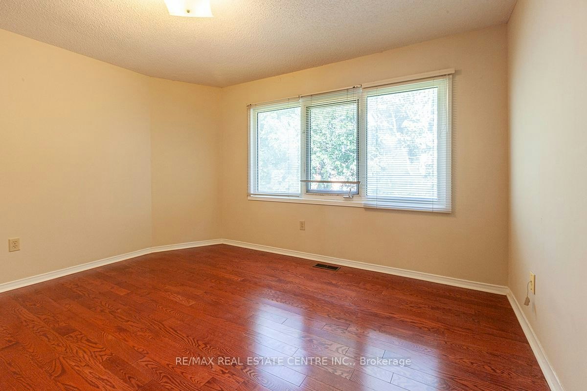 3679 Loyalist Drive, Mississauga, ON, L5L 4S9 - 37