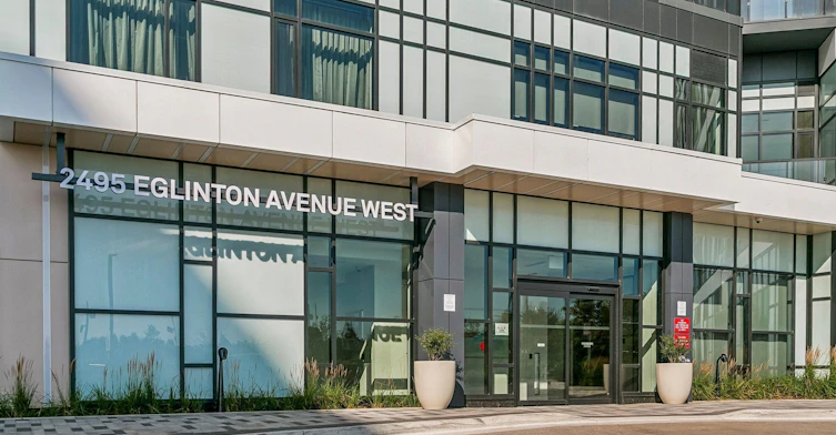 2503-2495 Eglinton Avenue W, Mississauga, ON, L5M 2T2 - 2
