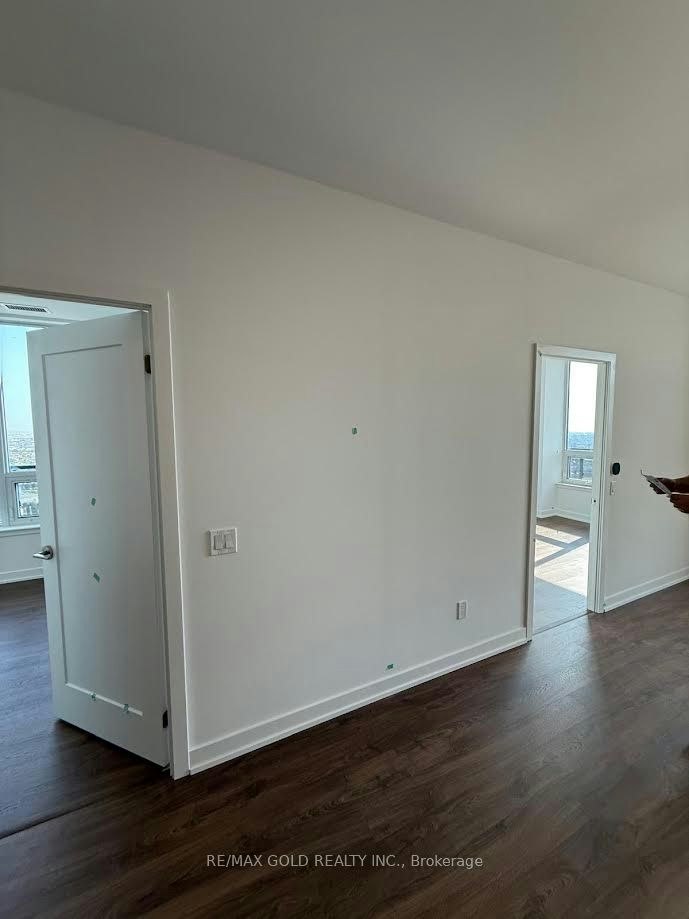 2502-5105 Hurontario Street, Mississauga, ON, L4Z 0C9 - 11
