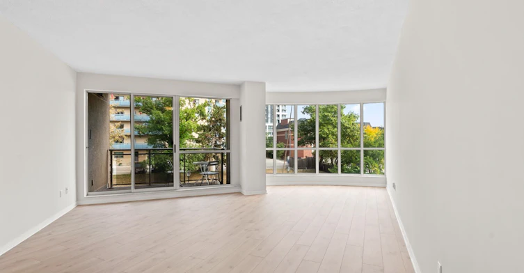311-2511 Lakeshore Road W, Oakville, ON, L6L 6L9 - 6