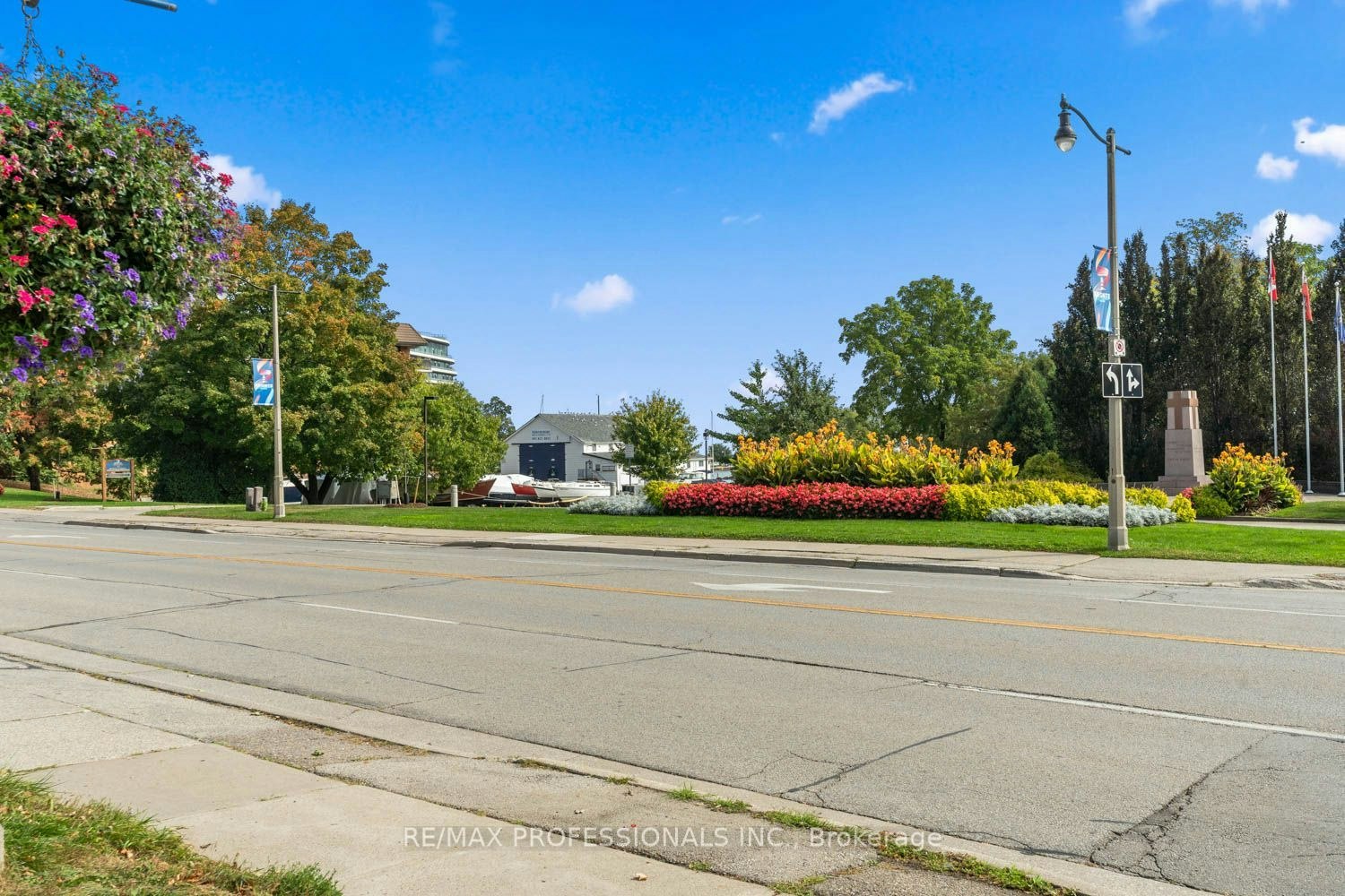 311-2511 Lakeshore Road W, Oakville, ON, L6L 6L9 - 33