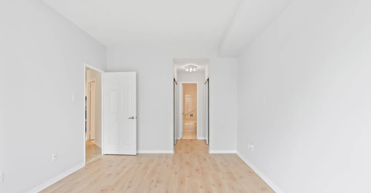 311-2511 Lakeshore Road W, Oakville, ON, L6L 6L9 - 21