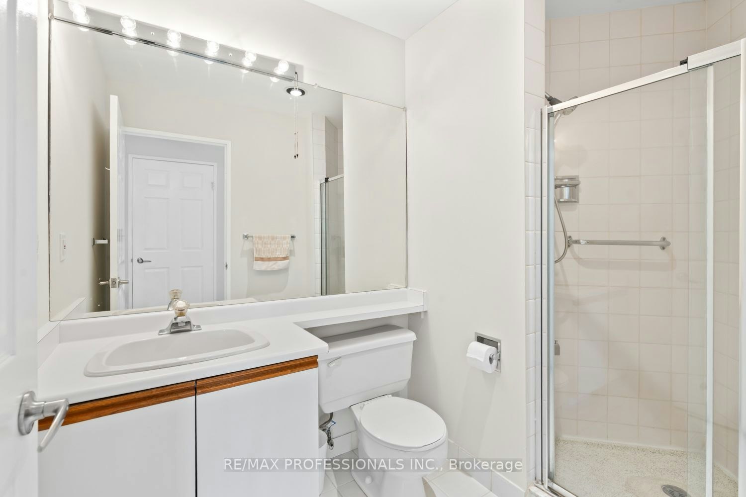 311-2511 Lakeshore Road W, Oakville, ON, L6L 6L9 - 27