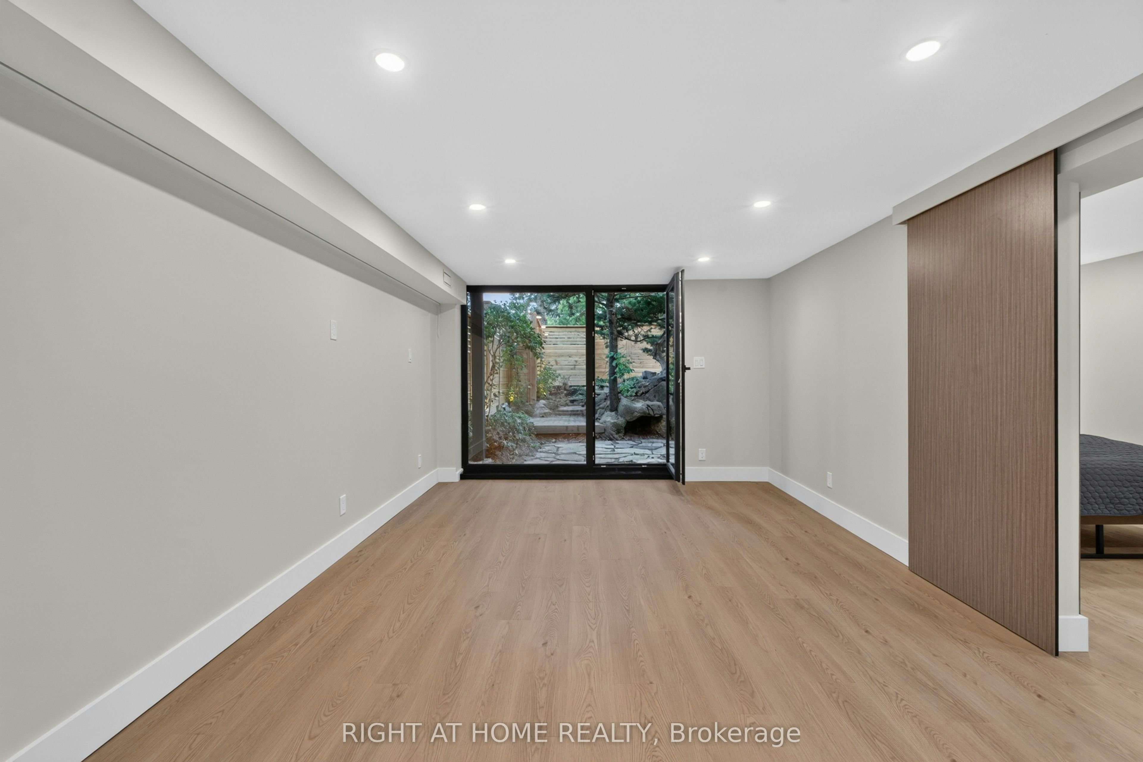 3361 Rhonda Valley, Mississauga, ON, L5A 3G1 - 23