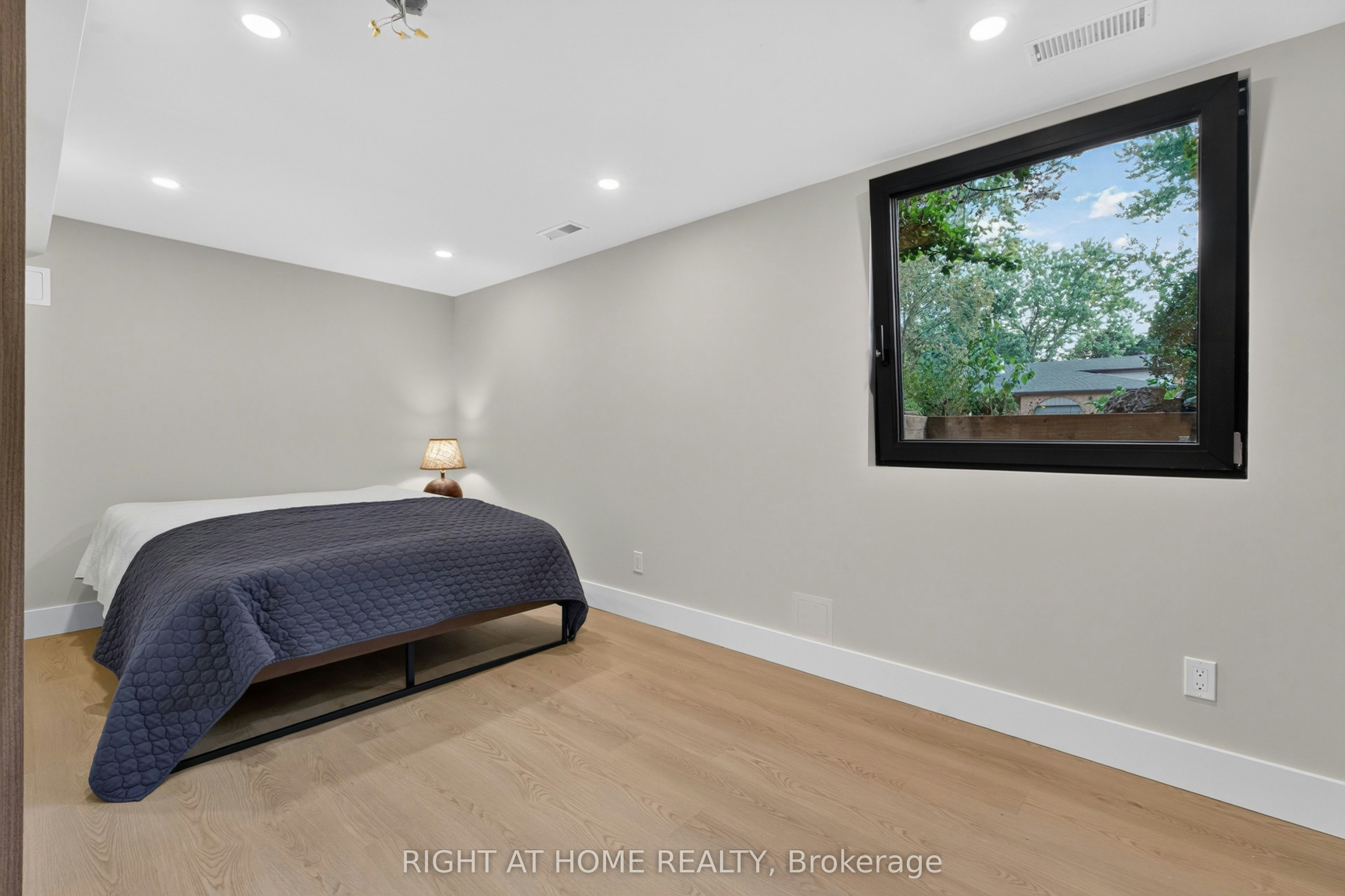 3361 Rhonda Valley, Mississauga, ON, L5A 3G1 - 25