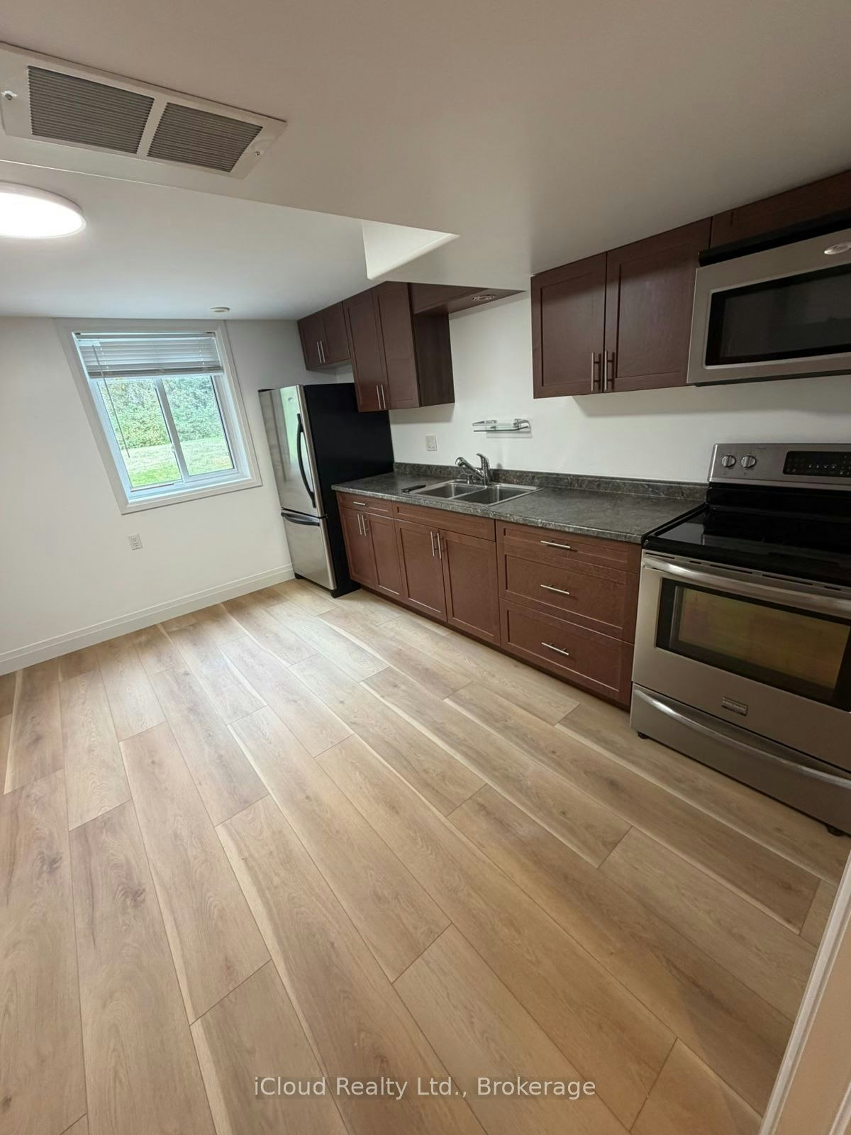 84 Confederation Road, Halton Hills, ON, L7G 3R8 - 5