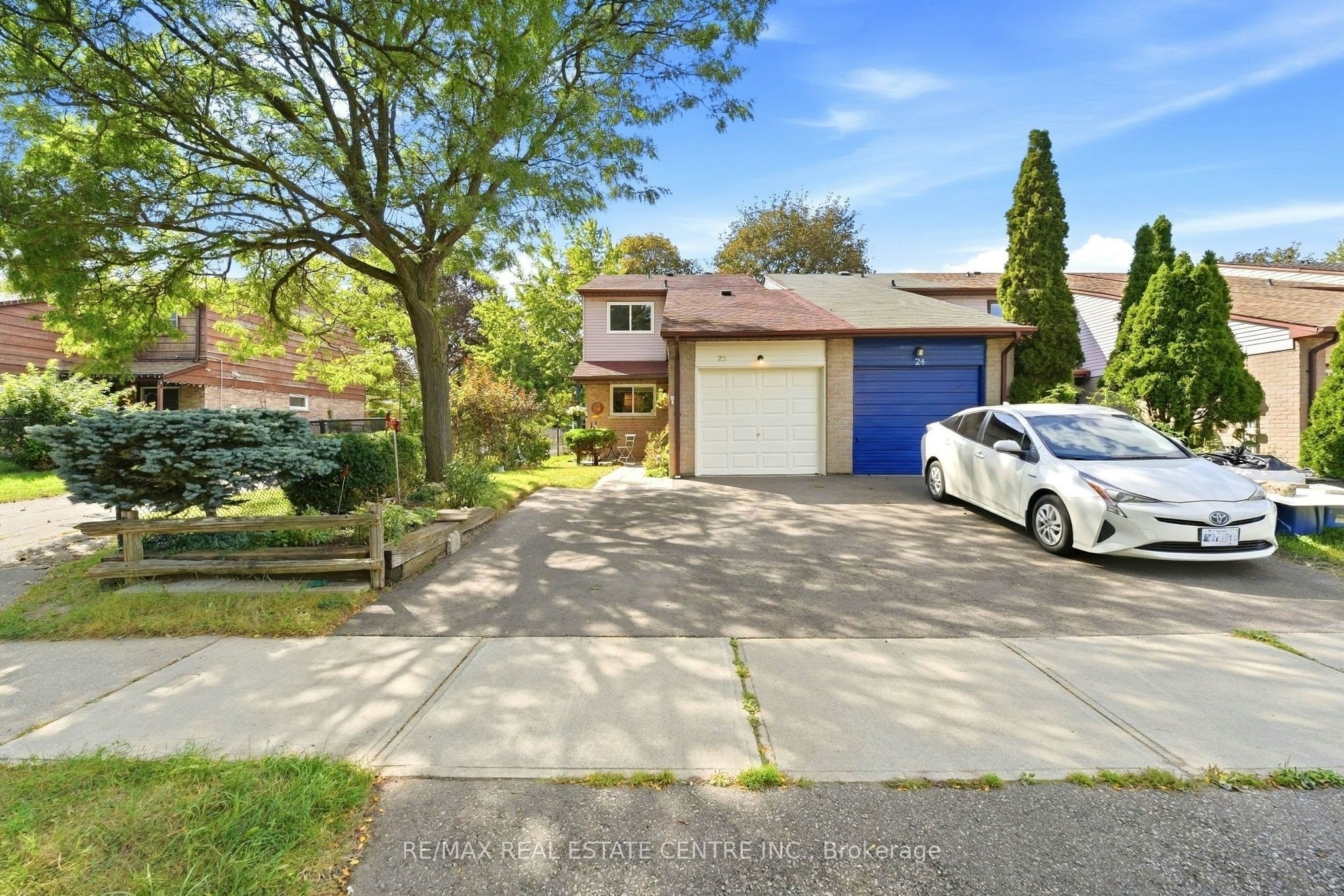 25 Scottsdale Court, Brampton, ON, L6W 3R8