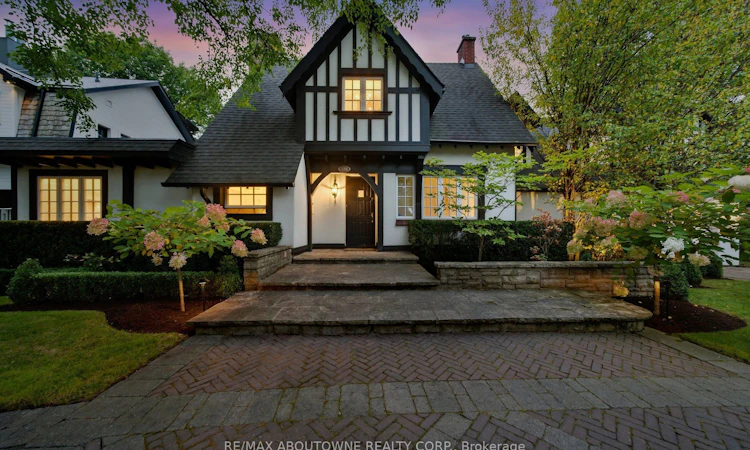 426 Trafalgar Road