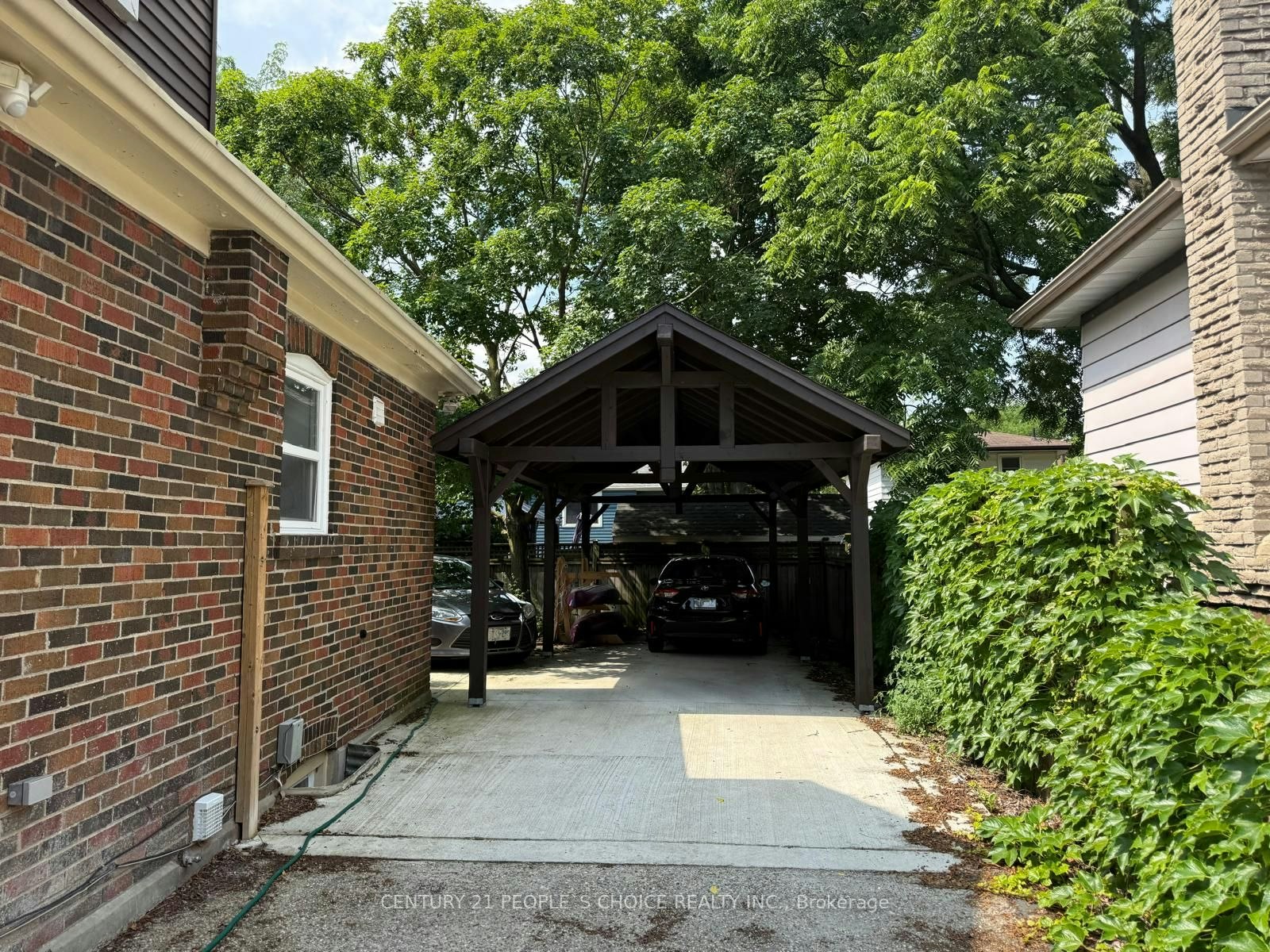 1226 Oxford Avenue, Oakville, ON, L6H 1S5 - 2
