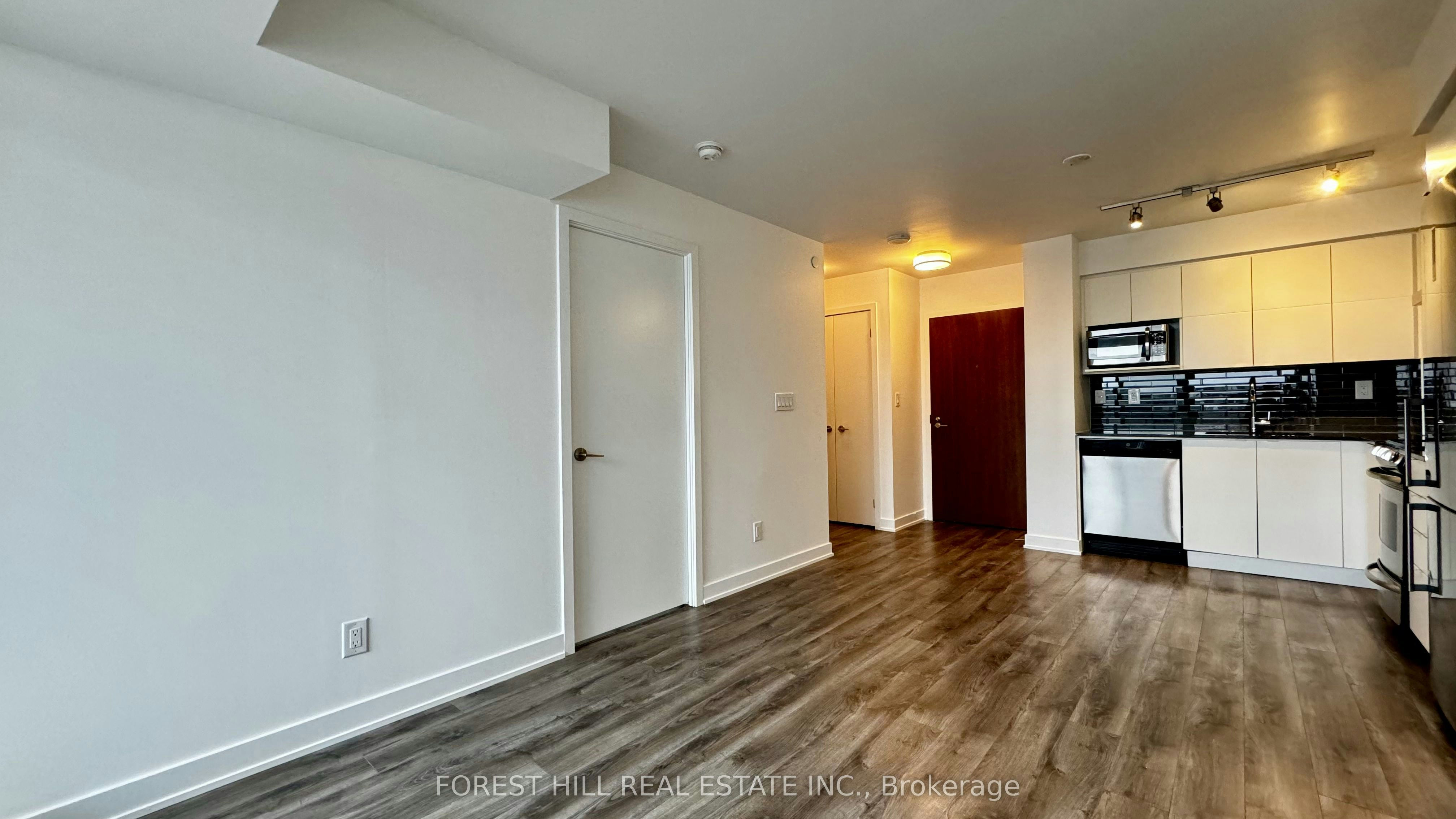 1422-160 Flemington Road, Toronto, ON, M6A 0A9 - 22