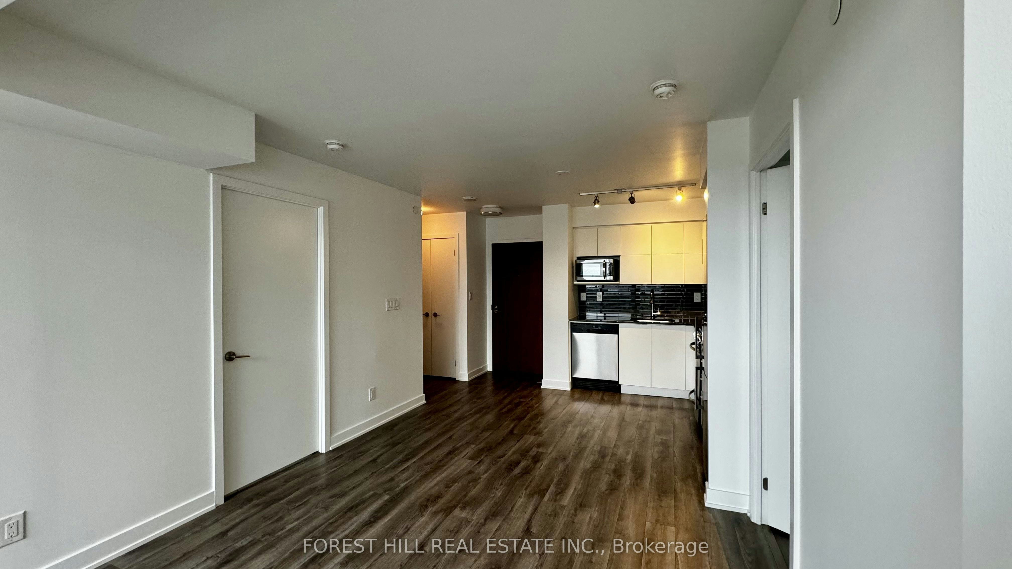 1422-160 Flemington Road, Toronto, ON, M6A 0A9 - 3