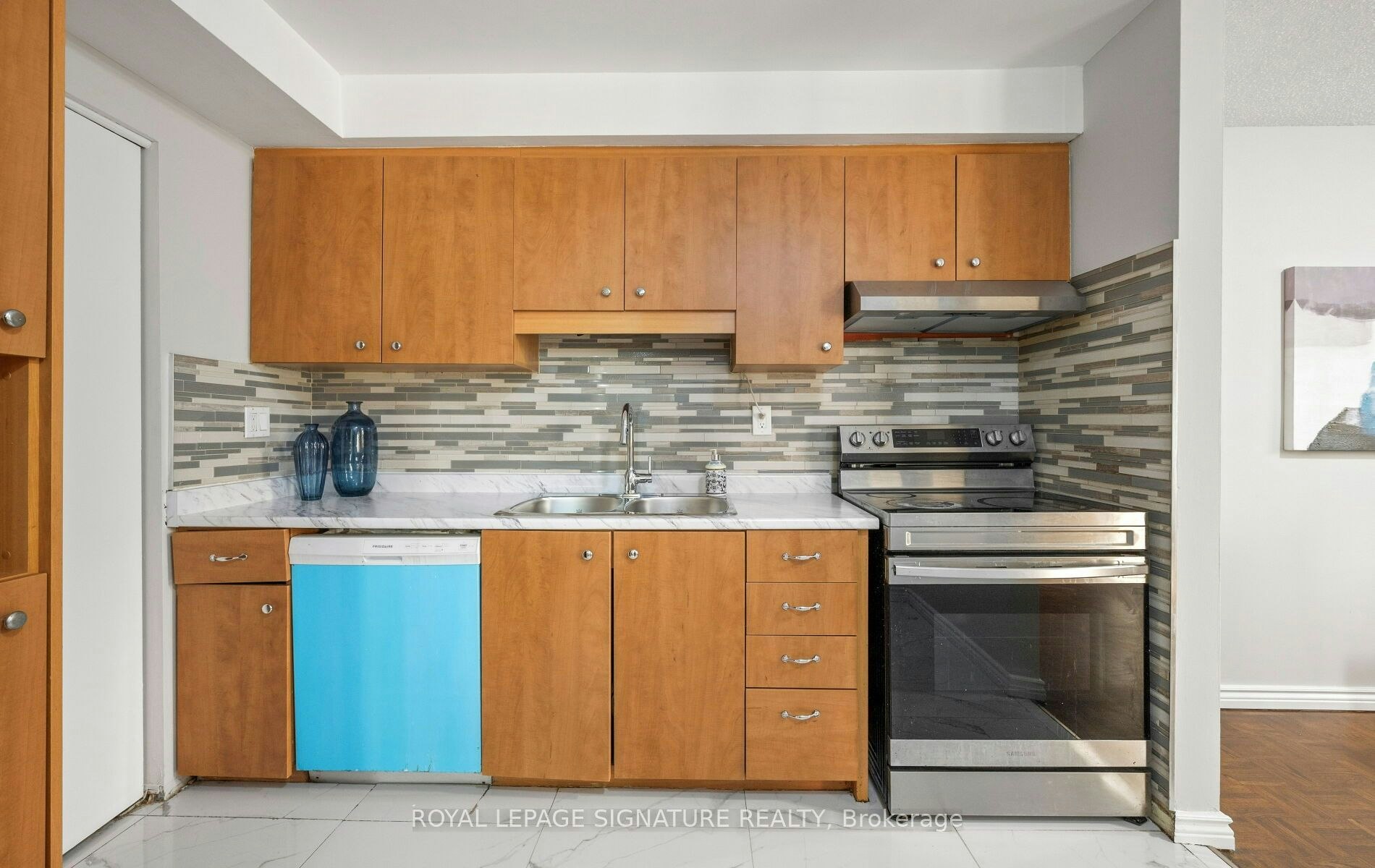 28-6777 Formentera Avenue, Mississauga, ON, L5N 2M3 - 18