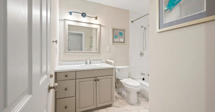 28-6777 Formentera Avenue, Mississauga, ON, L5N 2M3 - 31