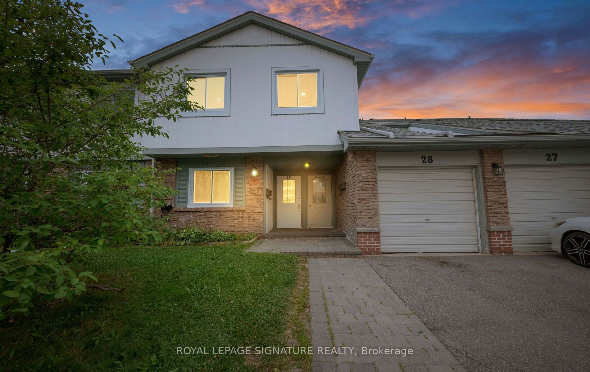 28-6777 Formentera Avenue, Mississauga, ON, L5N 2M3