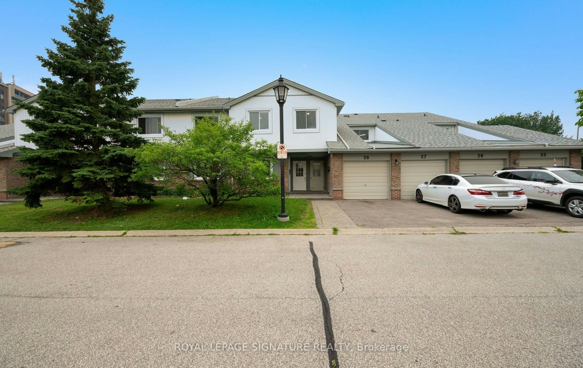 28-6777 Formentera Avenue, Mississauga, ON, L5N 2M3 - 4