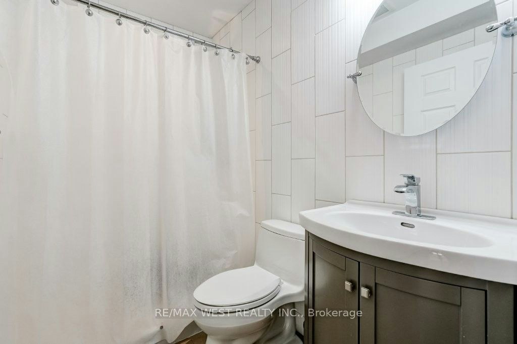 9 Culnan Avenue, Toronto, ON, M8Z 5A9 - 17