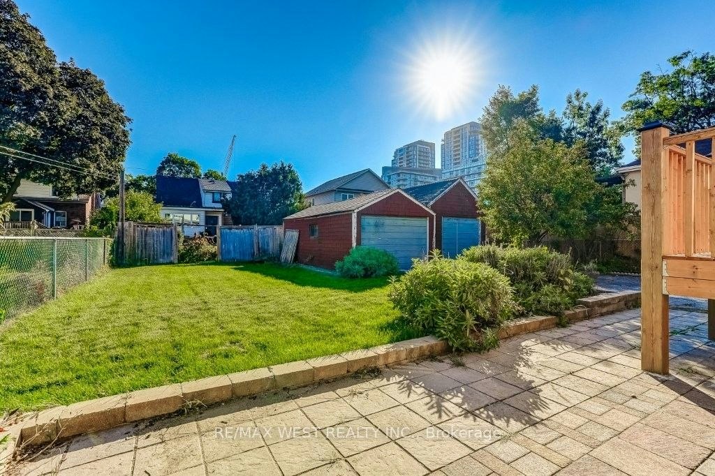 9 Culnan Avenue, Toronto, ON, M8Z 5A9 - 27